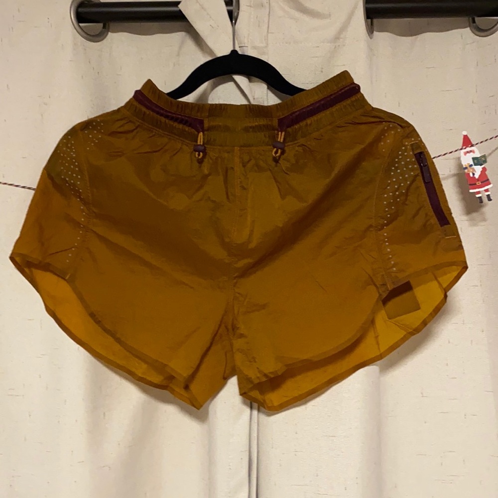 lululemon X Roksanda